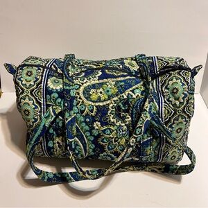 Vera Bradley Rhythm & Blues Large Travel Duffel Bag Blue Green Paisley Quilted